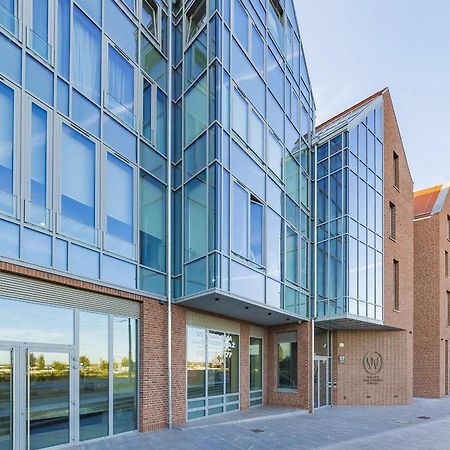 Space Apartments Old Town Щецин Экстерьер фото
