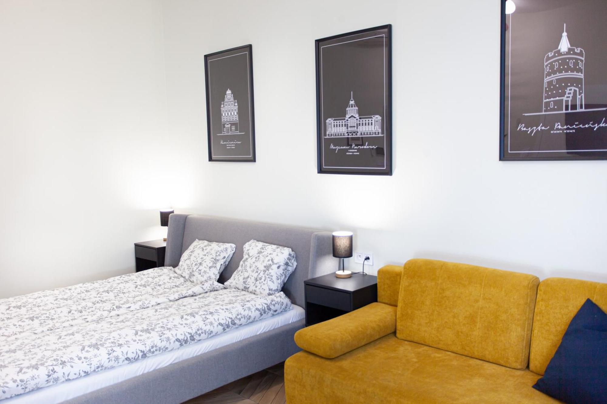 Space Apartments Old Town Щецин Экстерьер фото
