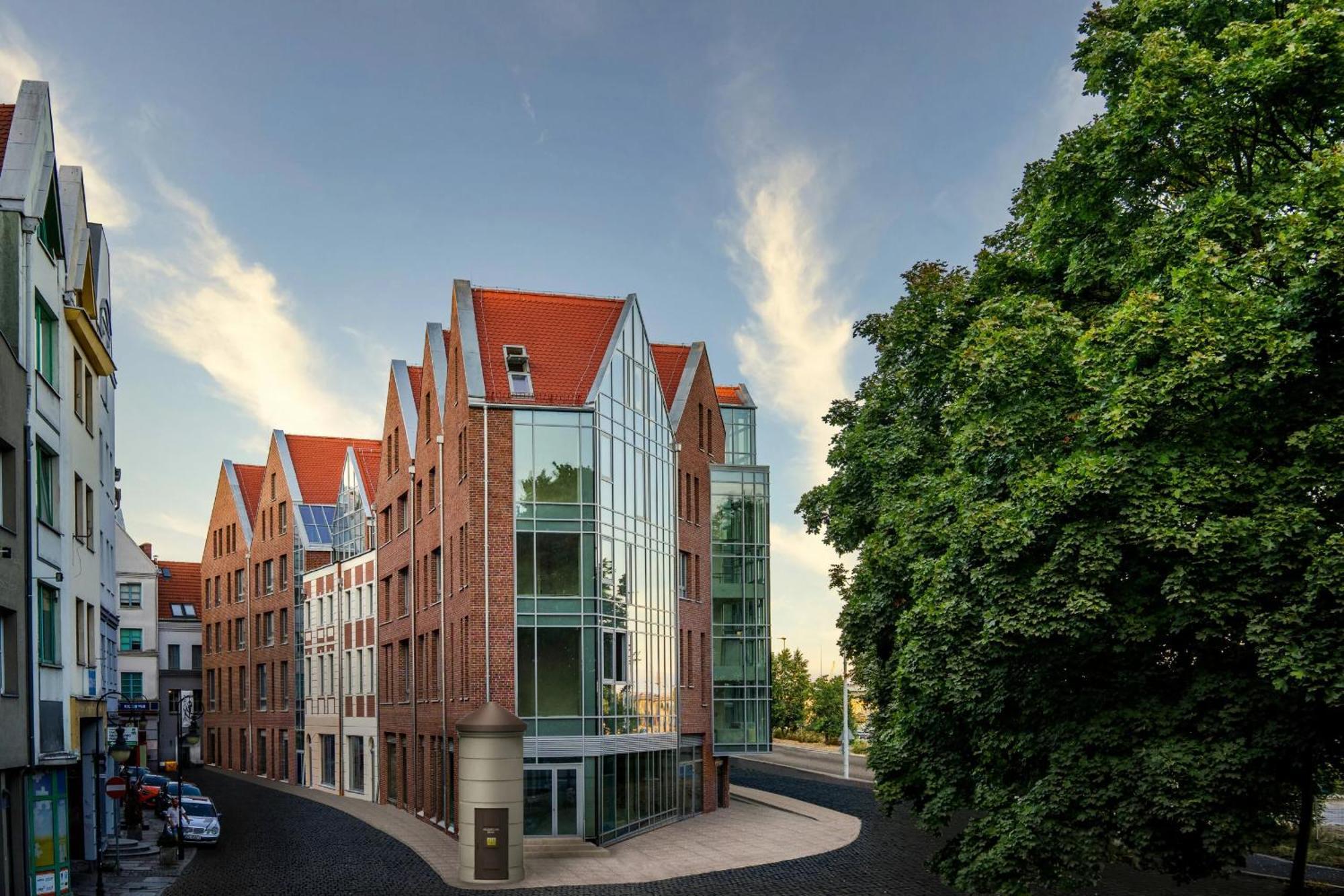 Space Apartments Old Town Щецин Экстерьер фото